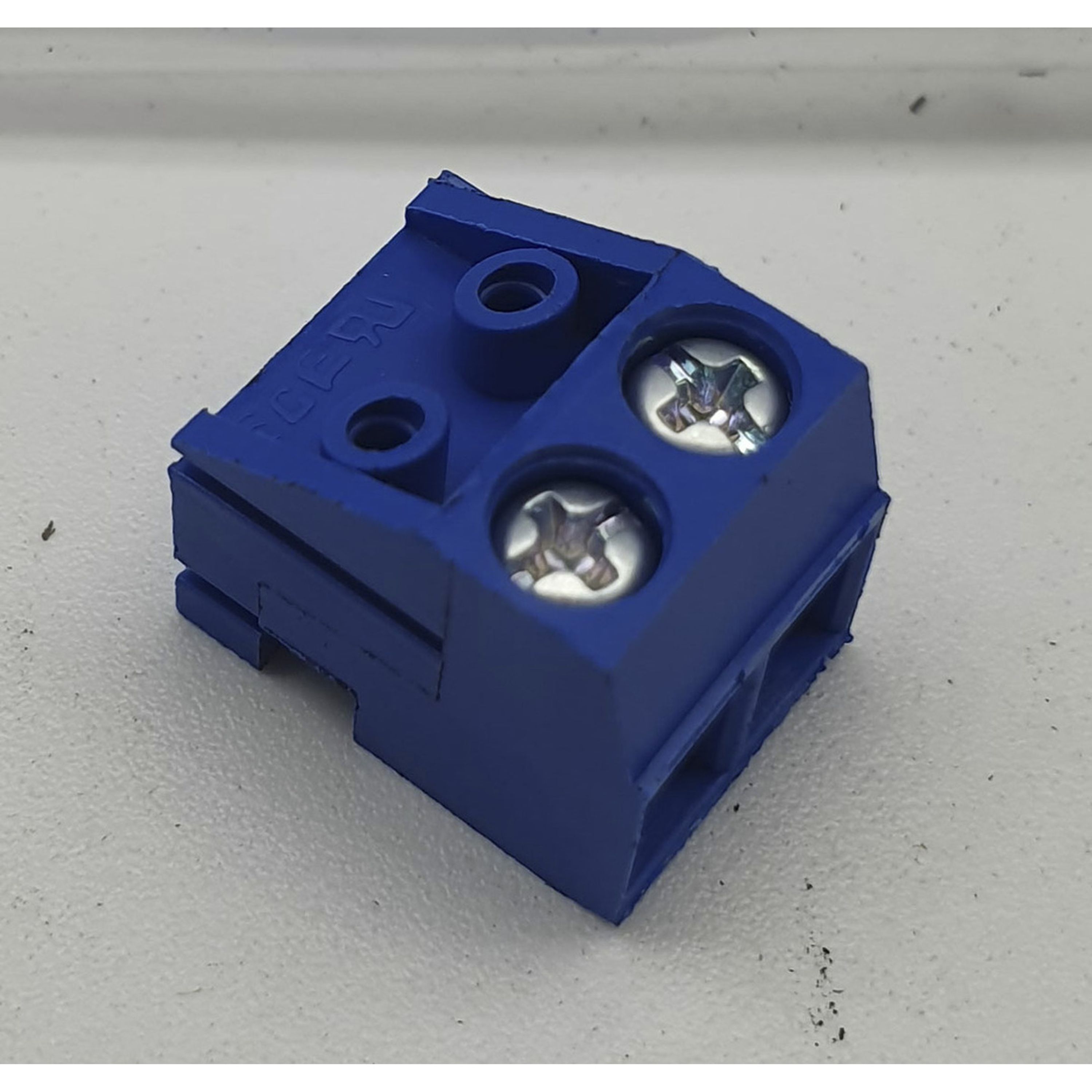 2Way 5Mm 10A 300Vac Plug Terminal Block