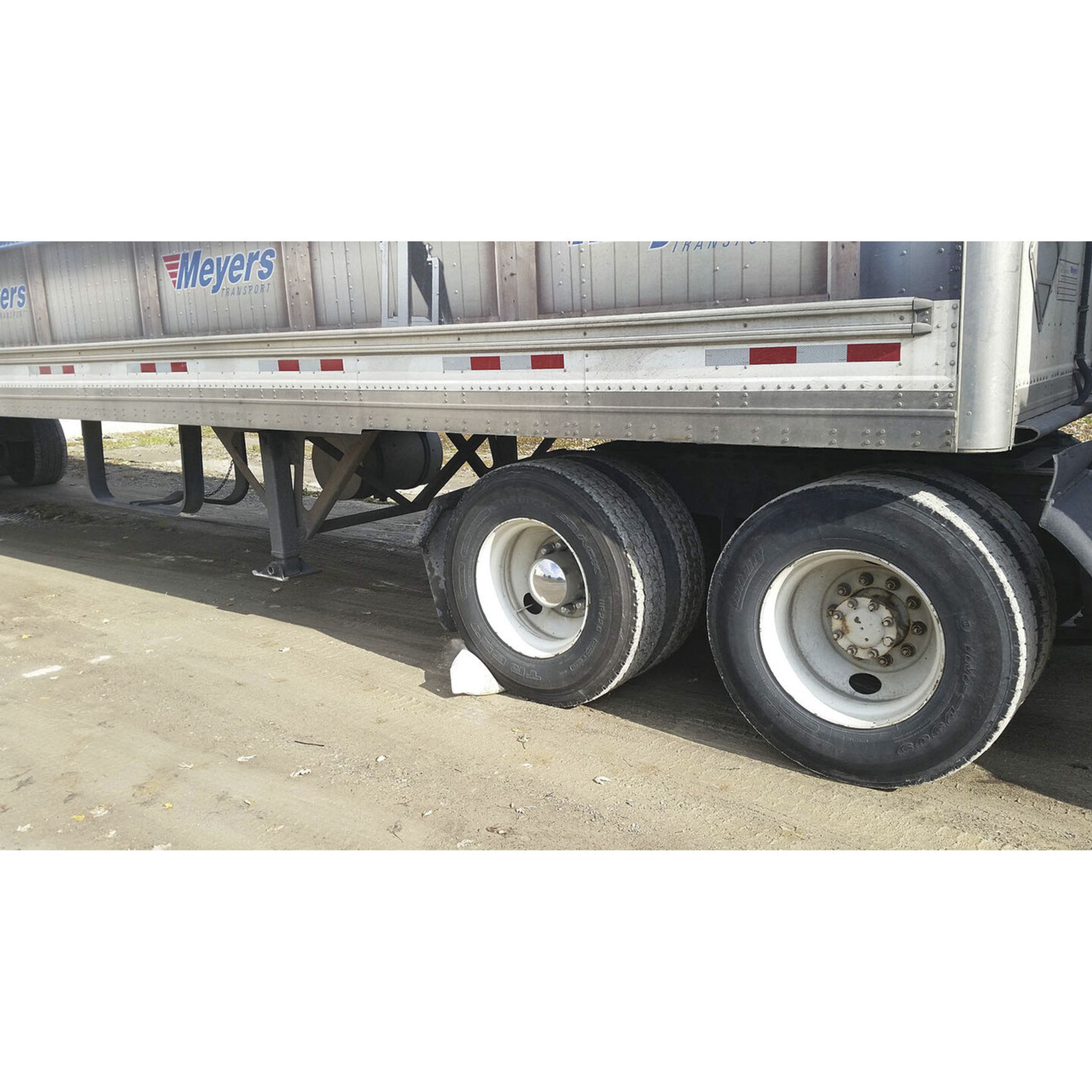 Ribbed Boat Fenders - TOUGH - 115 x 410mm