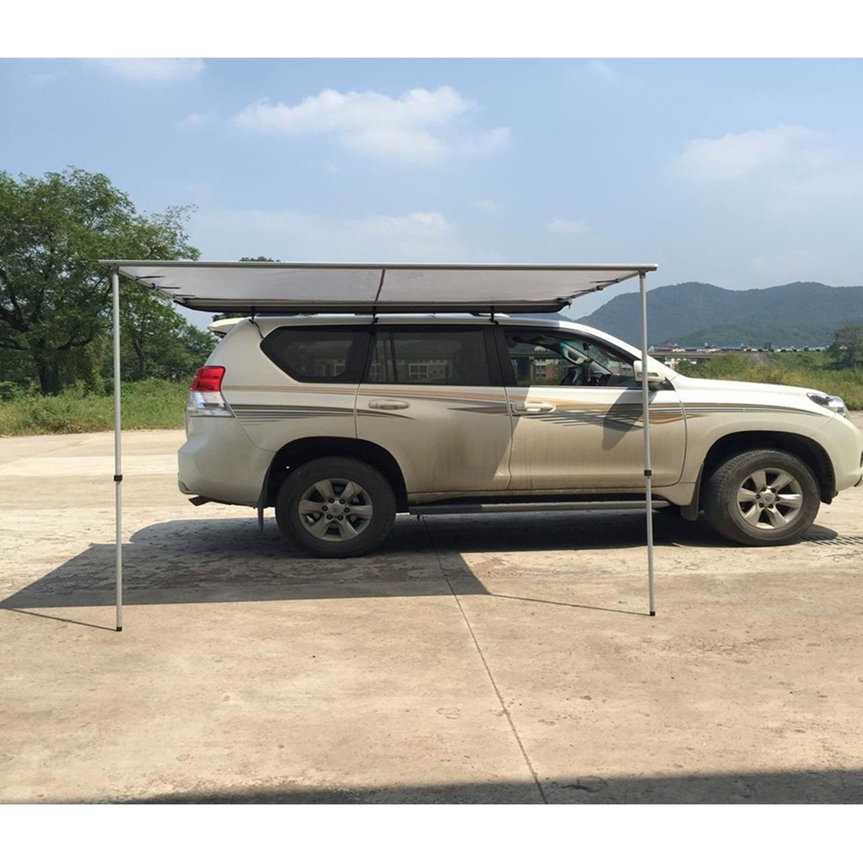 Roll-out Side Awning for 4WDs 2 X 2M